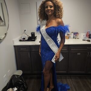 Portia and Scarlett Blue Off-Shoulder Prom Dress